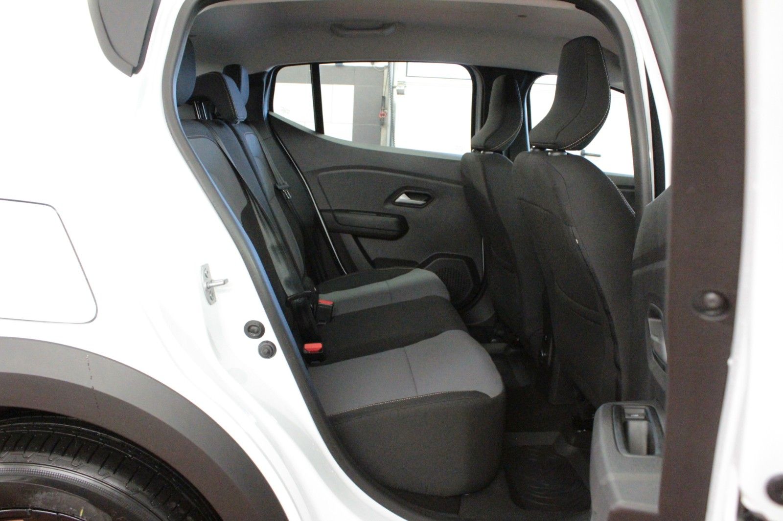 Fahrzeugabbildung Dacia Sandero Eco-G 100 Stepway Extreme+