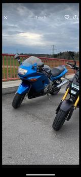 Kawasaki ZZR600 - KAWASAKI ZZR 600