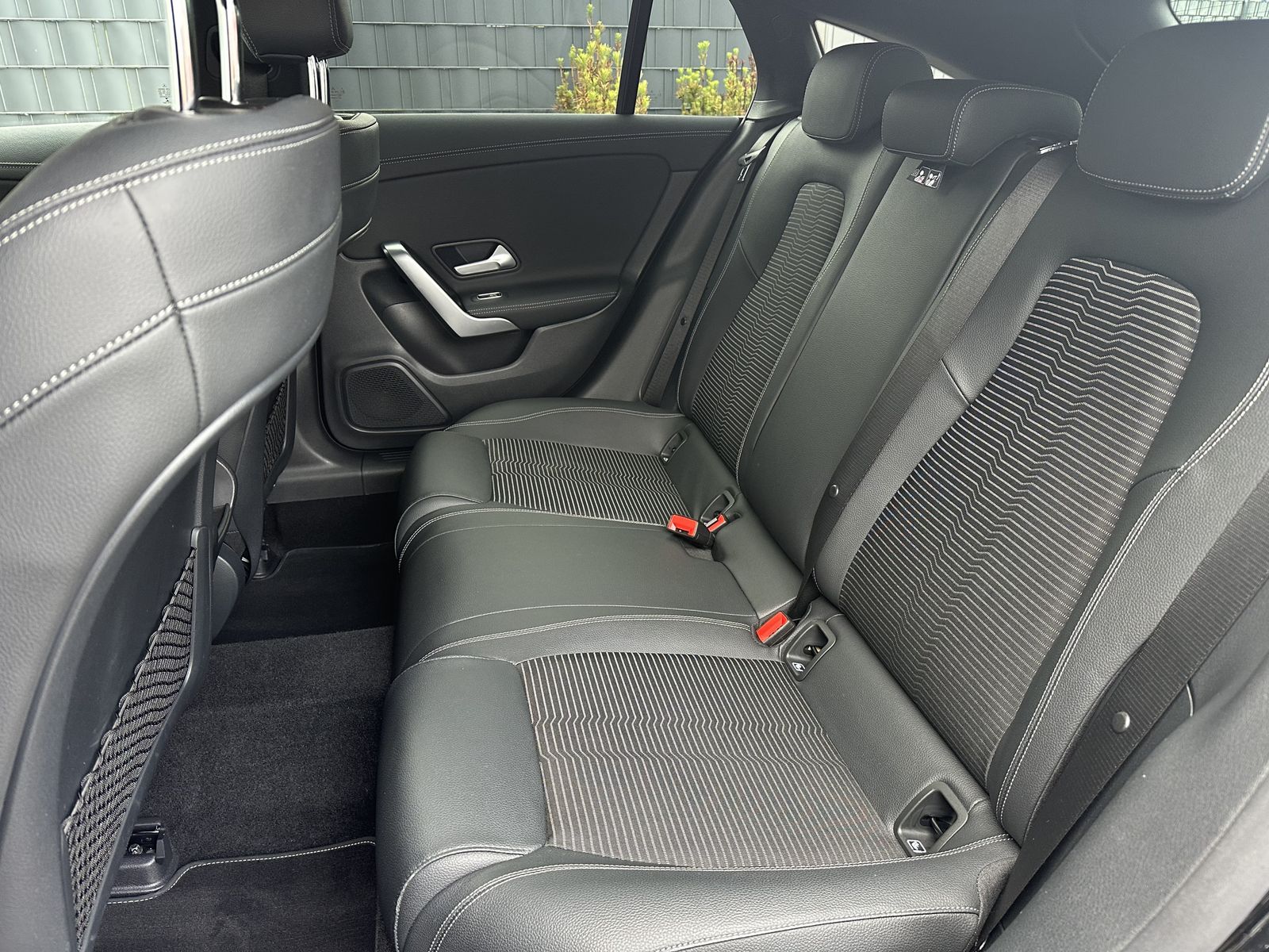 Fahrzeugabbildung Mercedes-Benz CLA 200d Shooting Brake Progressive NAV+LED+WIDE