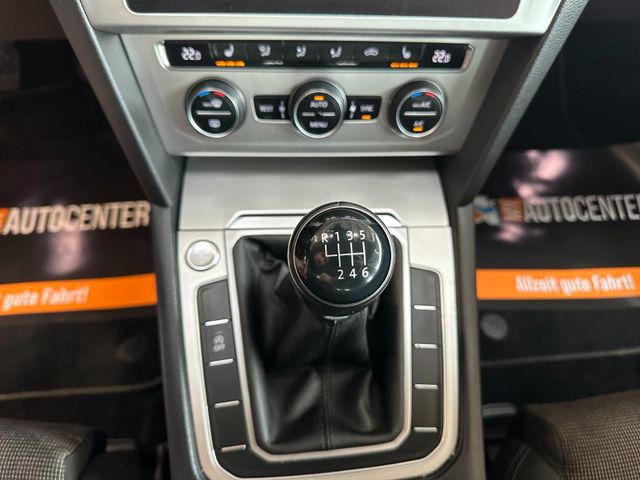 Volkswagen Passat Variant *Massage*Keyless*Tempo*Navi*
