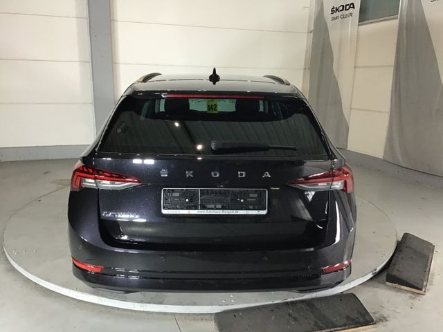 Fahrzeugabbildung Skoda Octavia Clever 2.0 TDI Combi DSG/Navi/ACC/Kamera