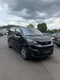 Peugeot Traveller - 1