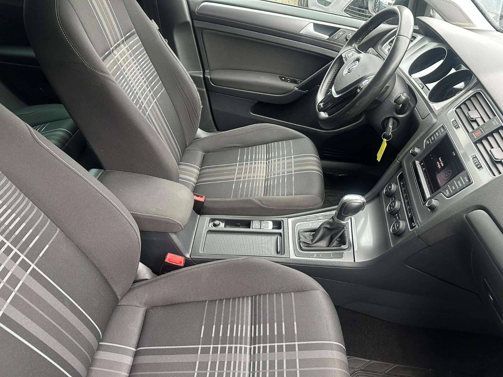 Volkswagen Golf VII 1.4 TSI Lounge BMT*DSG*Klima*PDC*Euro6*