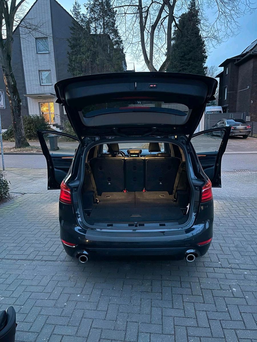 BMW Bmw er 2 218 2018 7 zitzer