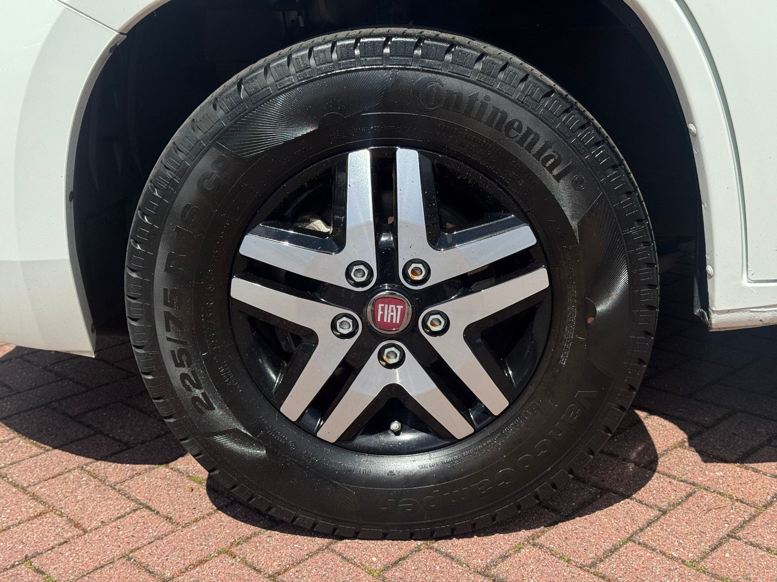 Fahrzeugabbildung Chausson Alkoven C714 GA VIP M20 FIAT DUCATO MAXI SOLAR
