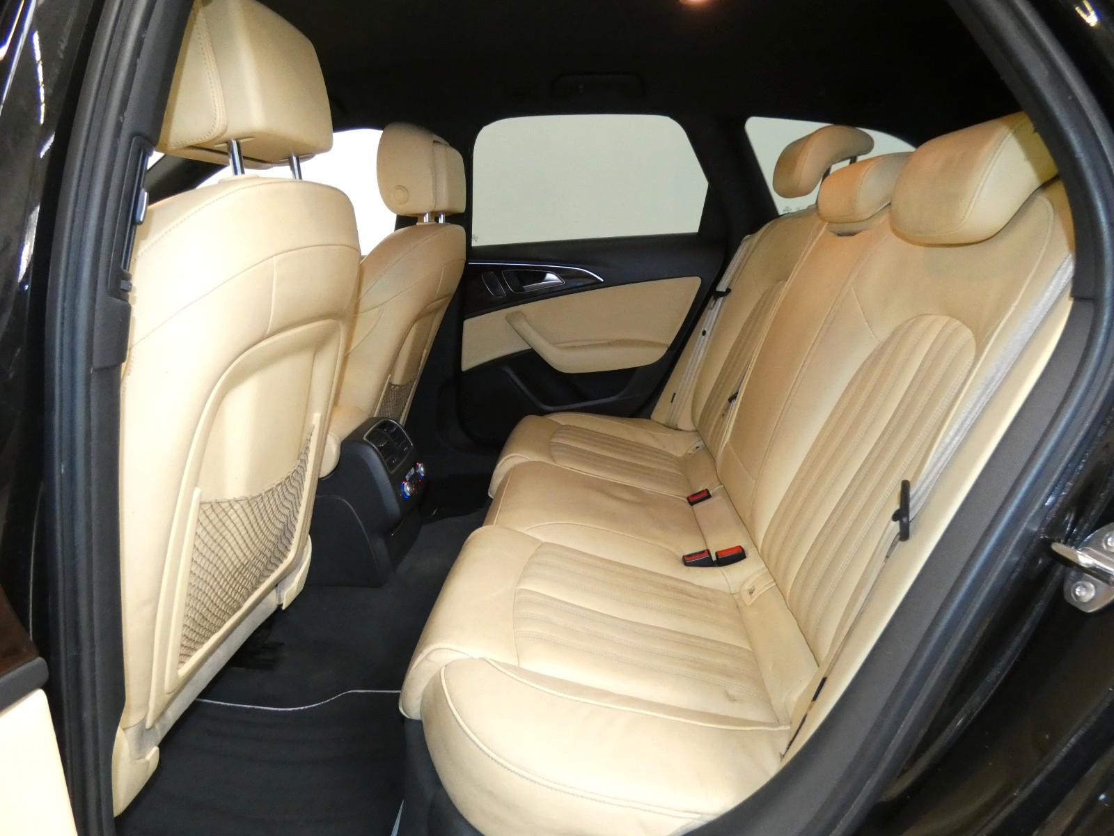 Audi A6 Avant 3.0 TDI*NaviMMI*Leder*Xenon*PDC*Kamera