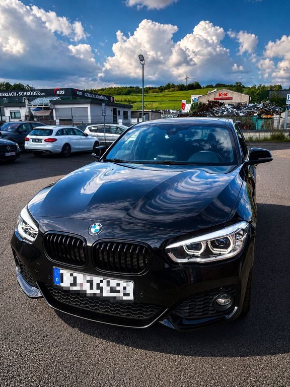 Image of BMW 120