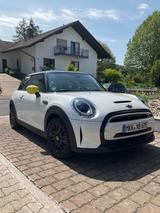 MINI Cooper SE Classic Trim Classic Trim - weiße MINI Cooper SE