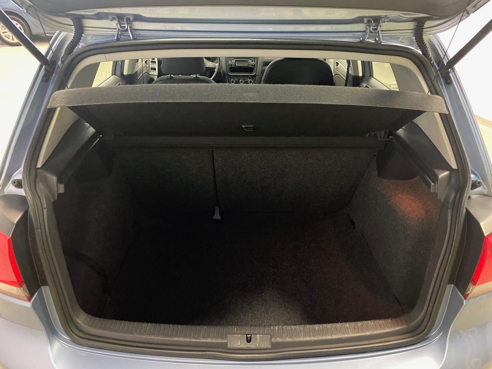 Fahrzeugabbildung Volkswagen Golf 1.4Trendline+KLIMA+ALWETTER+SCHECKHEFT+HU
