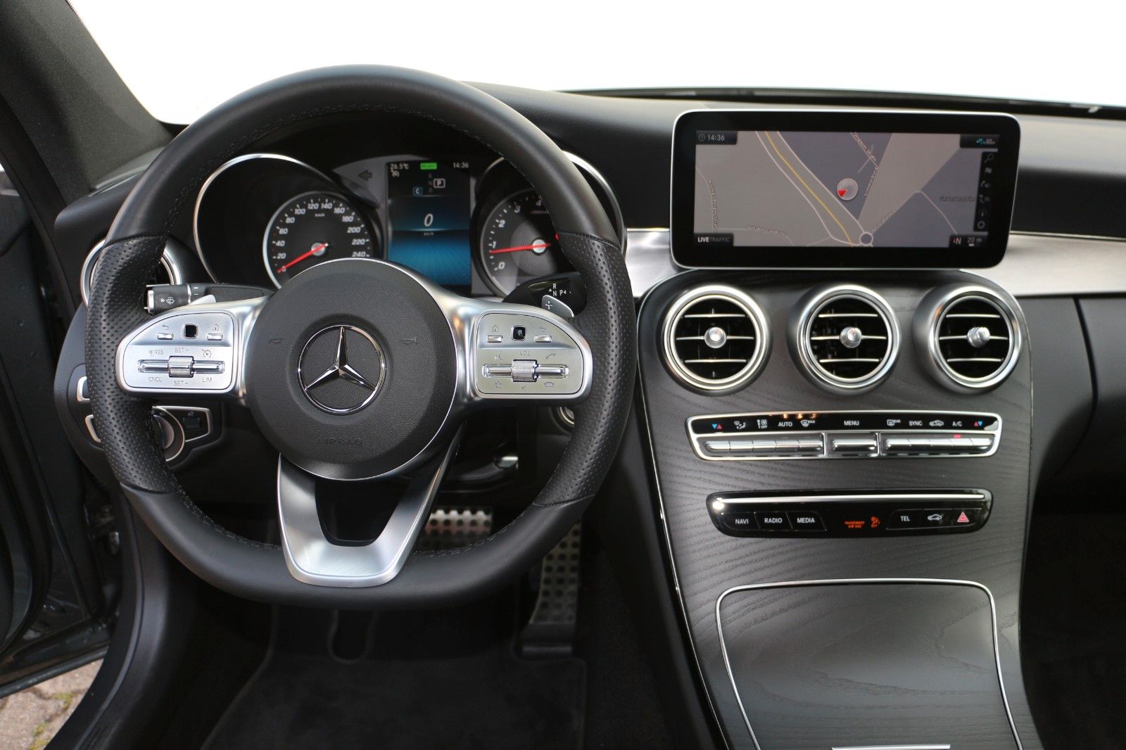Mercedes-Benz C 200Coupe AMG Navi LED KAM Totwinkel ass foto 10