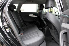 AUDI A4 Allroad quattro 40TDI / MATRIX/ AHK/ MAGNETIC AUDI A4 Allroad quattro 40TDI / MATRIX/ AHK/ MAGNETIC