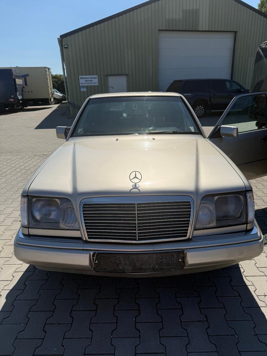 Mercedes-Benz 250