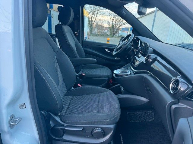 Fahrzeugabbildung Mercedes-Benz V 220d Extralang Assistenten KAMERA Tempomat