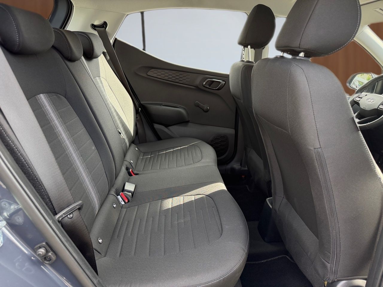 Fahrzeugabbildung Hyundai i10 TREND *Klima*NAVI*CARPLAY*SHZ*LHZ*DAB*