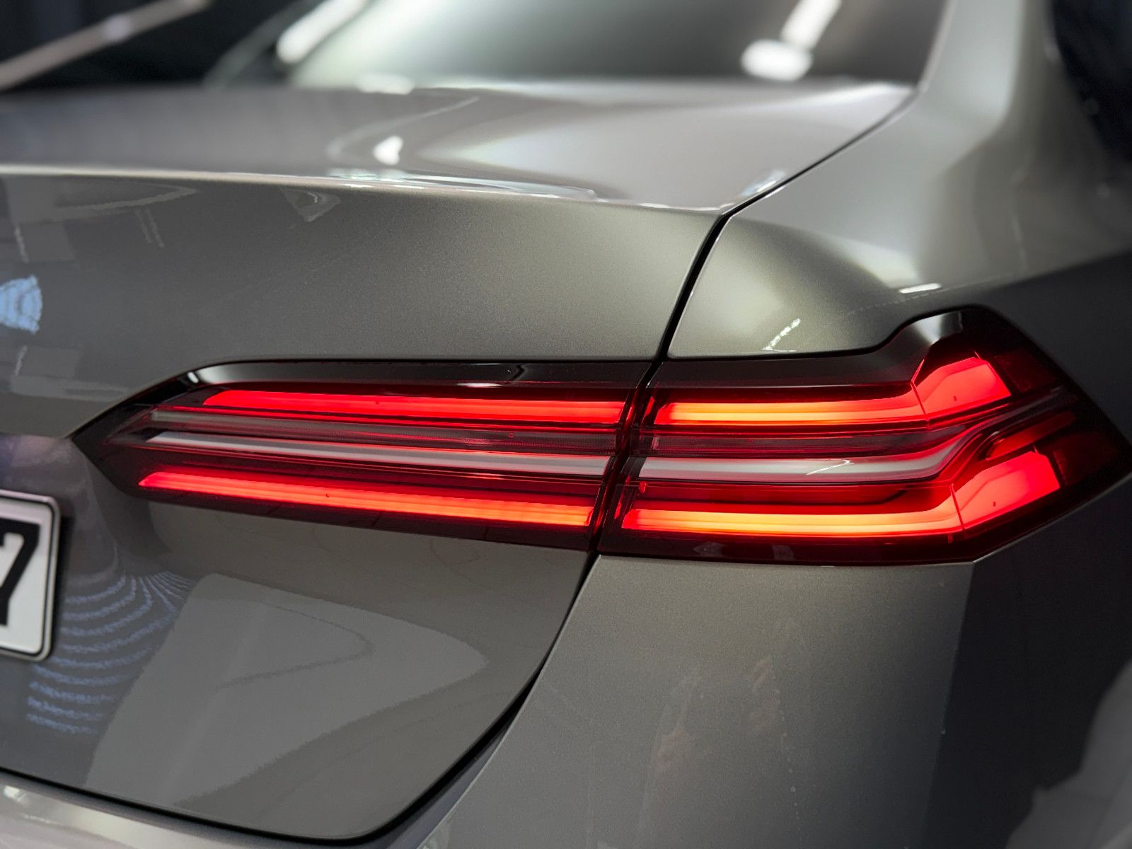 Fahrzeugabbildung BMW 520 d Limousine M Sport|H&K|HuD|Garantie