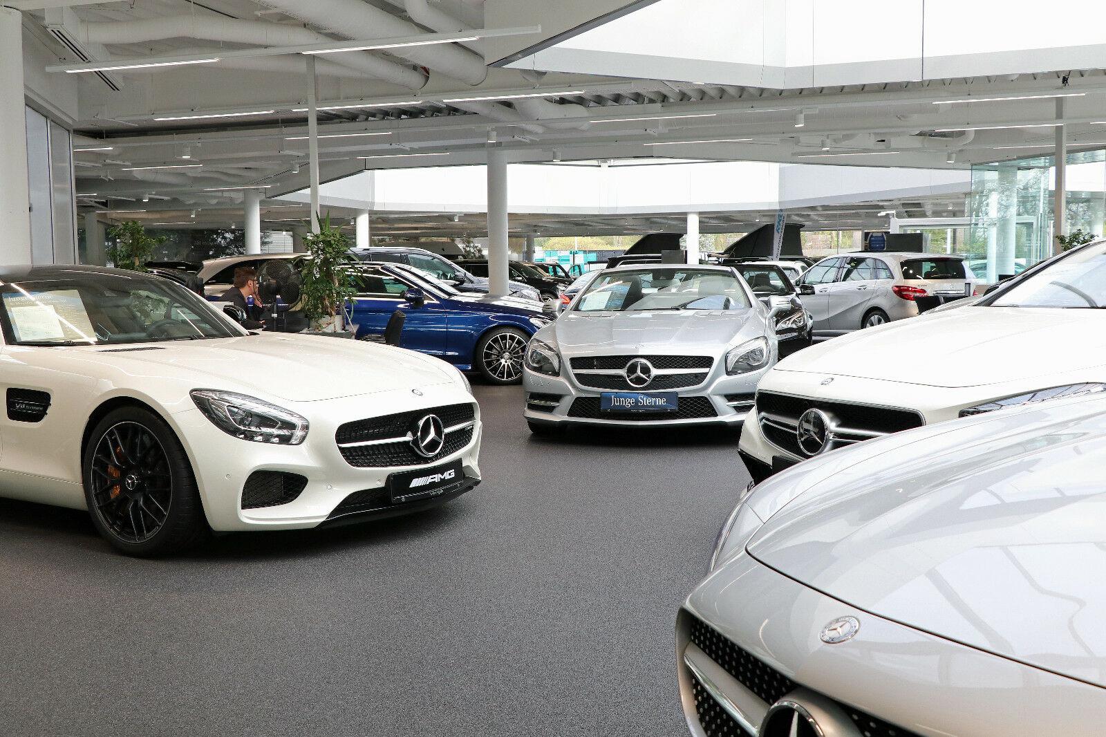 showroom-image-bottom