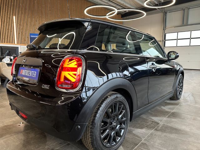 MYAUTOCENTER – Gebraucht- und Jahreswagen mit Werkstattservice in Pfaffenhofen MINI ONE Mini 3-trg. *2. Hand*Klima*SHZ*Bluetooth*LED
