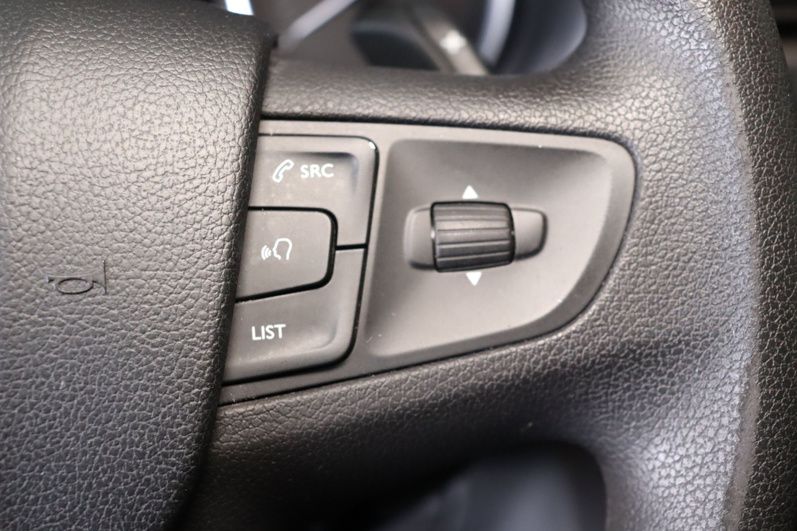 Fahrzeugabbildung Peugeot Expert Kasten L2 Automatik * Klima * 1. Hand