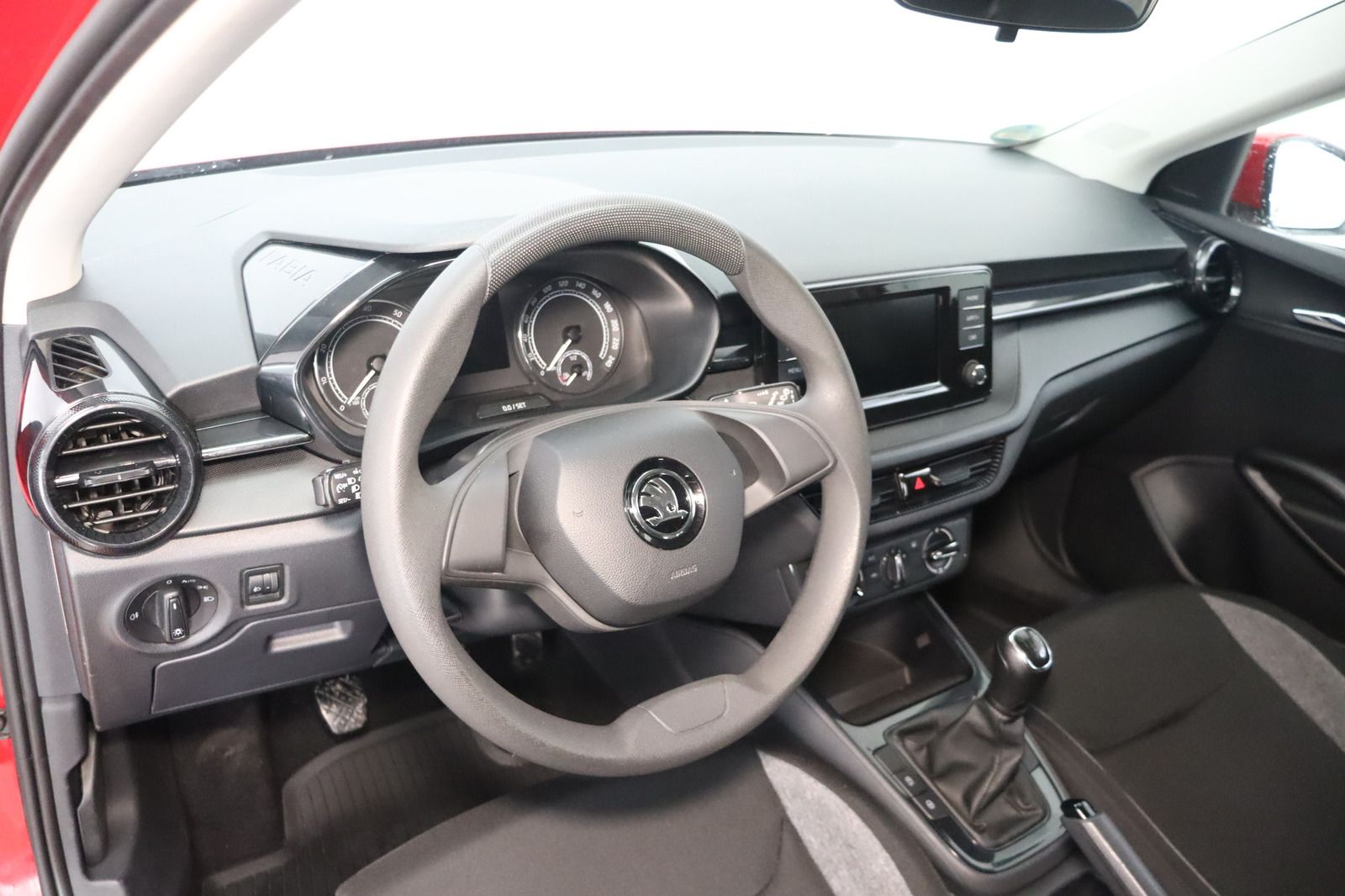 Fahrzeugabbildung SKODA Fabia 1.0 MPi * 1.Hd * LED * Klima