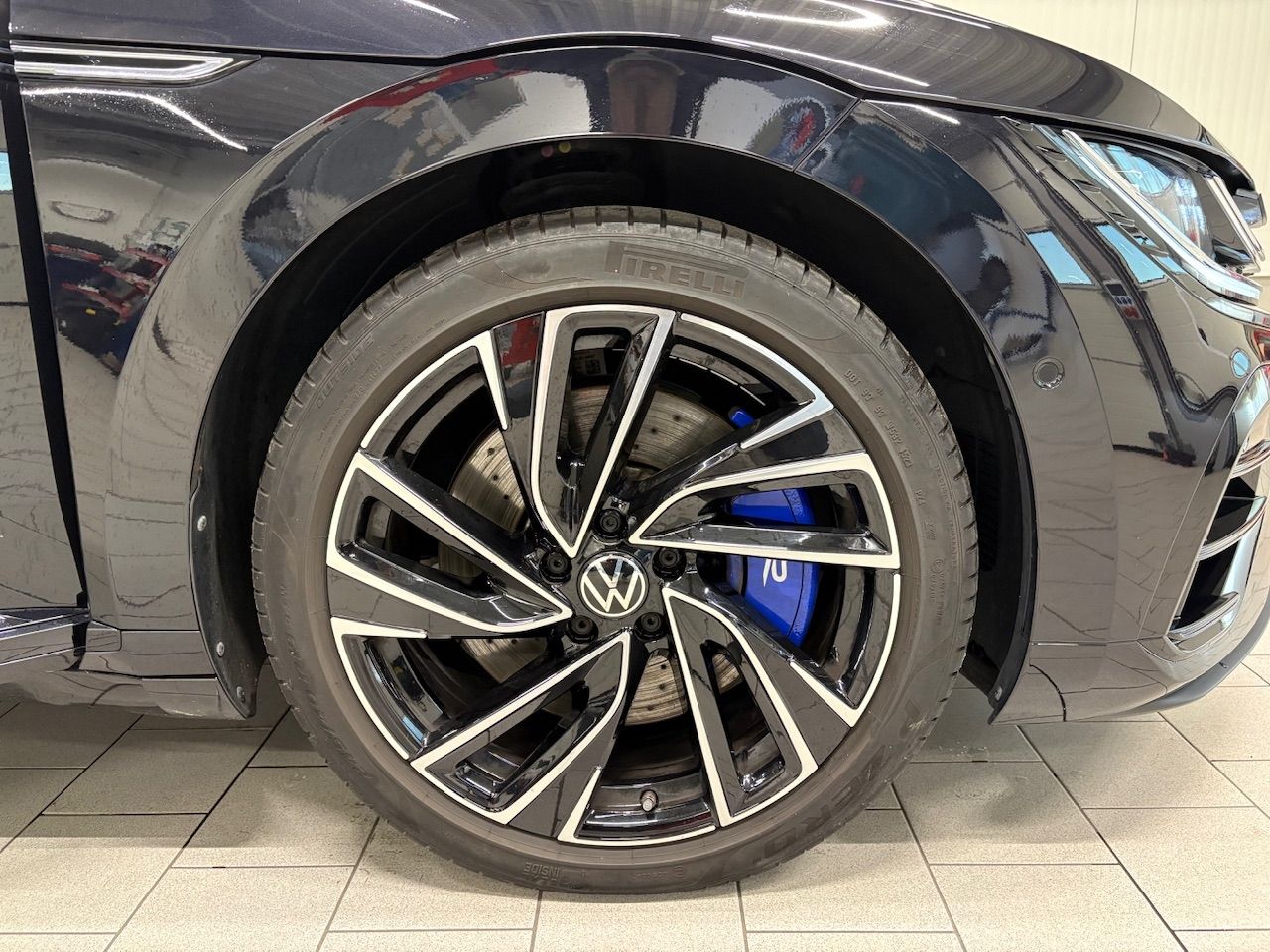 Arteon Shootingbrake R 4Motion 2.0 TSI DSG LEDER