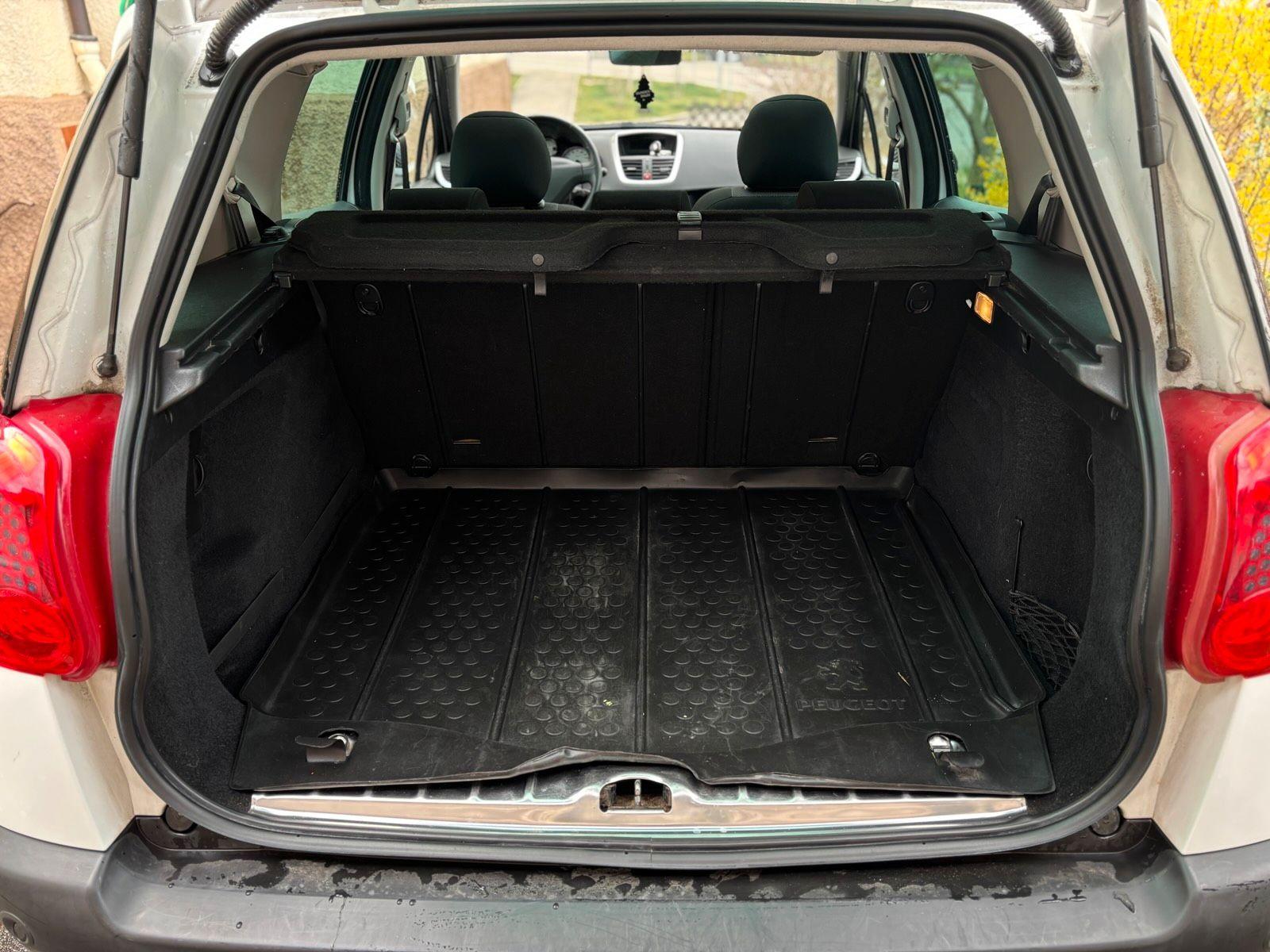 Peugeot 207 2009 — photo 8