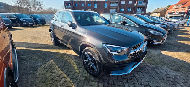 MERCEDES-BENZ GLC 300 de 4Matic 9G-TRONIC AMG Line AHK Pano Na