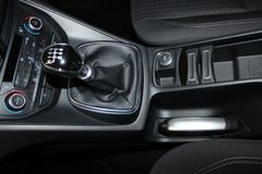 Fahrzeugabbildung Ford C-Max 1,0 EcoBoost Cool & Connect NAVI + AHK