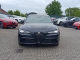Alfa Romeo Giulia Intensa 2.0 Q4 #Panorama #Sondermodell - Alfa Romeo Giulia mit Benzin-Antrieb