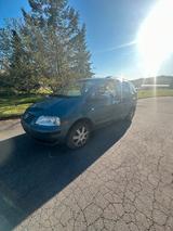 Volkswagen VW Sharan 7 Sitzer 2.0L - Volkswagen Sharan mit LPG-Antrieb