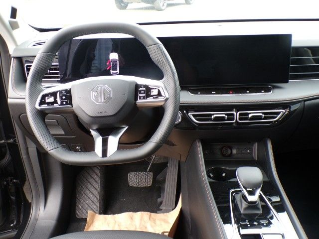 MG HS