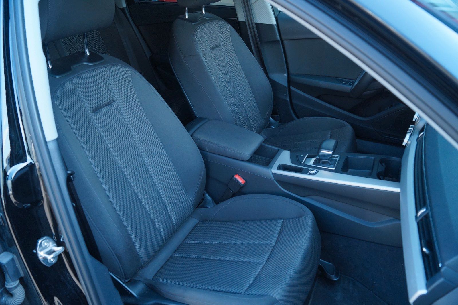 Fahrzeugabbildung Audi A4 Avant 35 TDI*Automatik*163PS