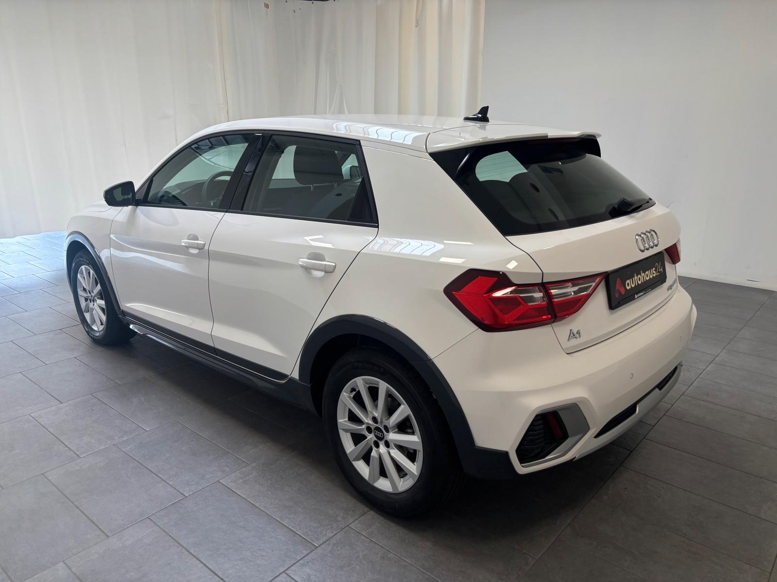 Audi A1 30 citycarver Sitzhzg. PDC Klima USB, миниатюра 4
