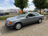 Mercedes-Benz 320CE, OLDTIMER/SPORTLINE/AUTOMATIK/SSD - Mercedes-Benz 320 aus 1993
