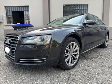 Audi A8 - 1