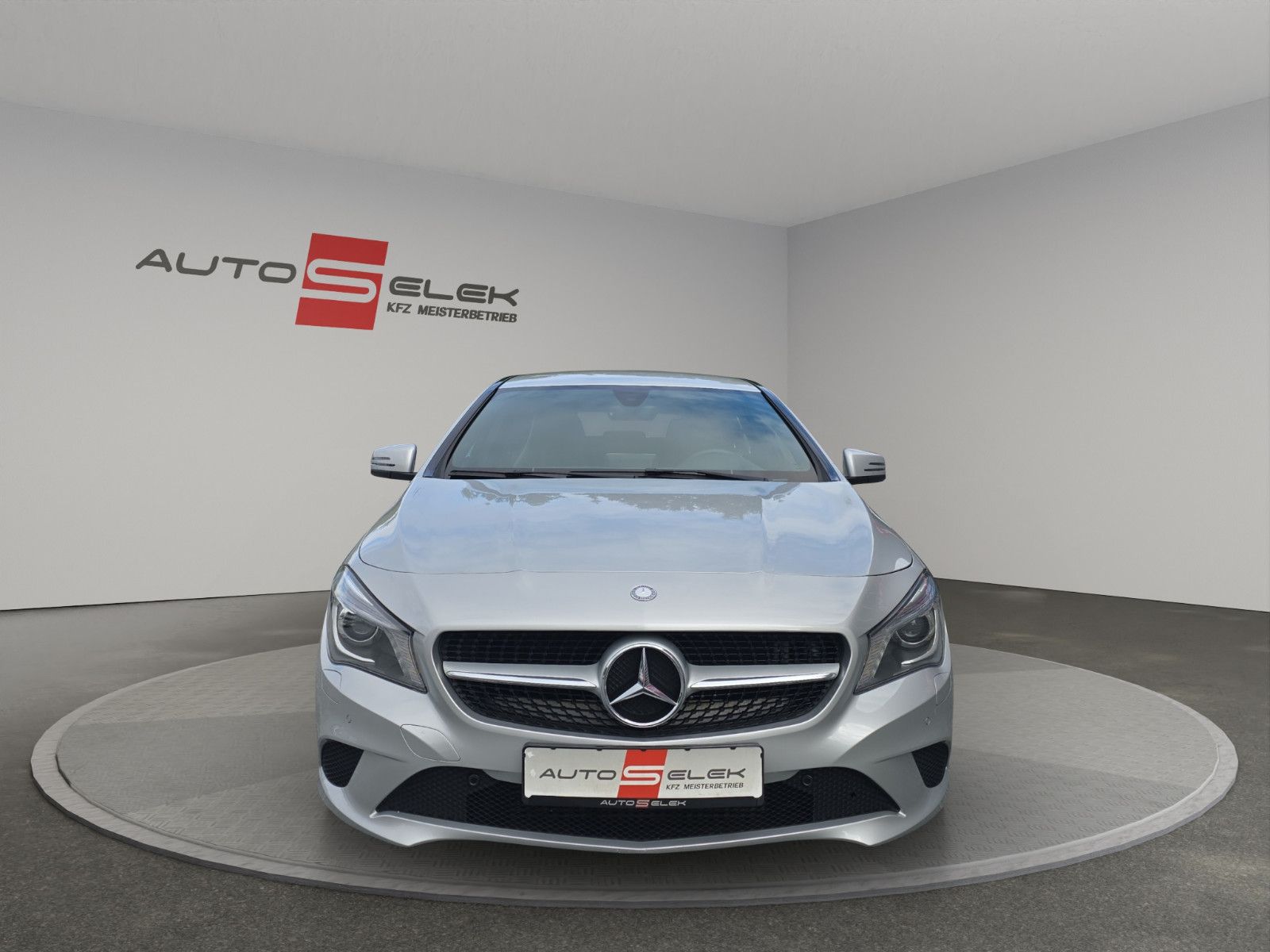 Fahrzeugabbildung Mercedes-Benz 180 CLA Shooting Brake /AUT/NAVI/PDC/LED/NIGHT