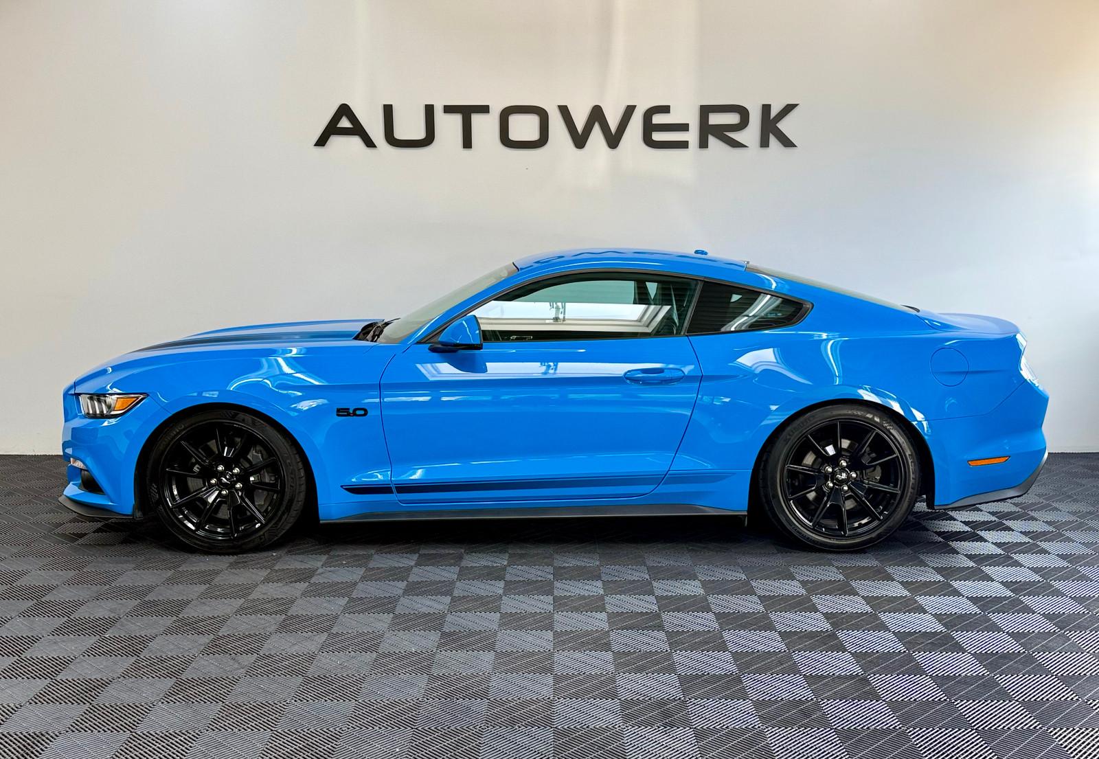 Ford Mustang GT Fastback *Schale*Deutsch*Unfallfrei*