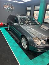 Mercedes-Benz Mercedes E klasse 320 4matik 6 Zylinder bj... - Mercedes-Benz E 320 in Oberhausen