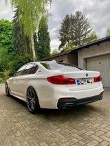 BMW 530e iPerformance |M-Paket|KW V3|H&R|8-Fach - BMW 530 in Bochum