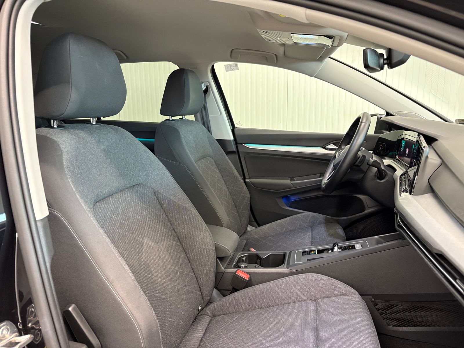 Golf VIII Life 1.0 eTSI DSG LED NAVI ACC PDC SHZ