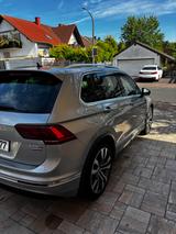 Volkswagen Tiguan 2.0 TDI SCR 140kW DSG 4MOTION Highlin... - Volkswagen Tiguan: TDI 140