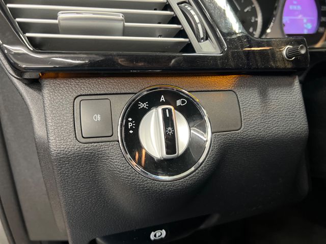 Mercedes-Benz E 350 BE / V6 / RENTNER / NUR 81.tKM/ GARANTIE Mercedes-Benz E 350 BE / V6 / RENTNER / NUR 81.tKM/ GARANTIE