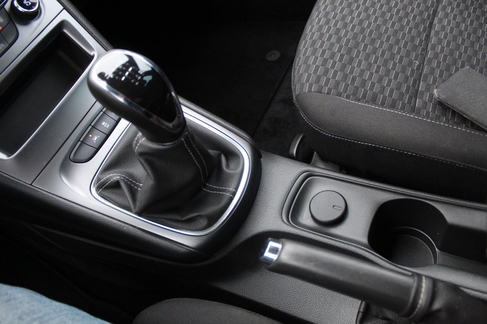 Fahrzeugabbildung Opel Astra K Sports Tourer 120 Jahre Navi*Intellilux