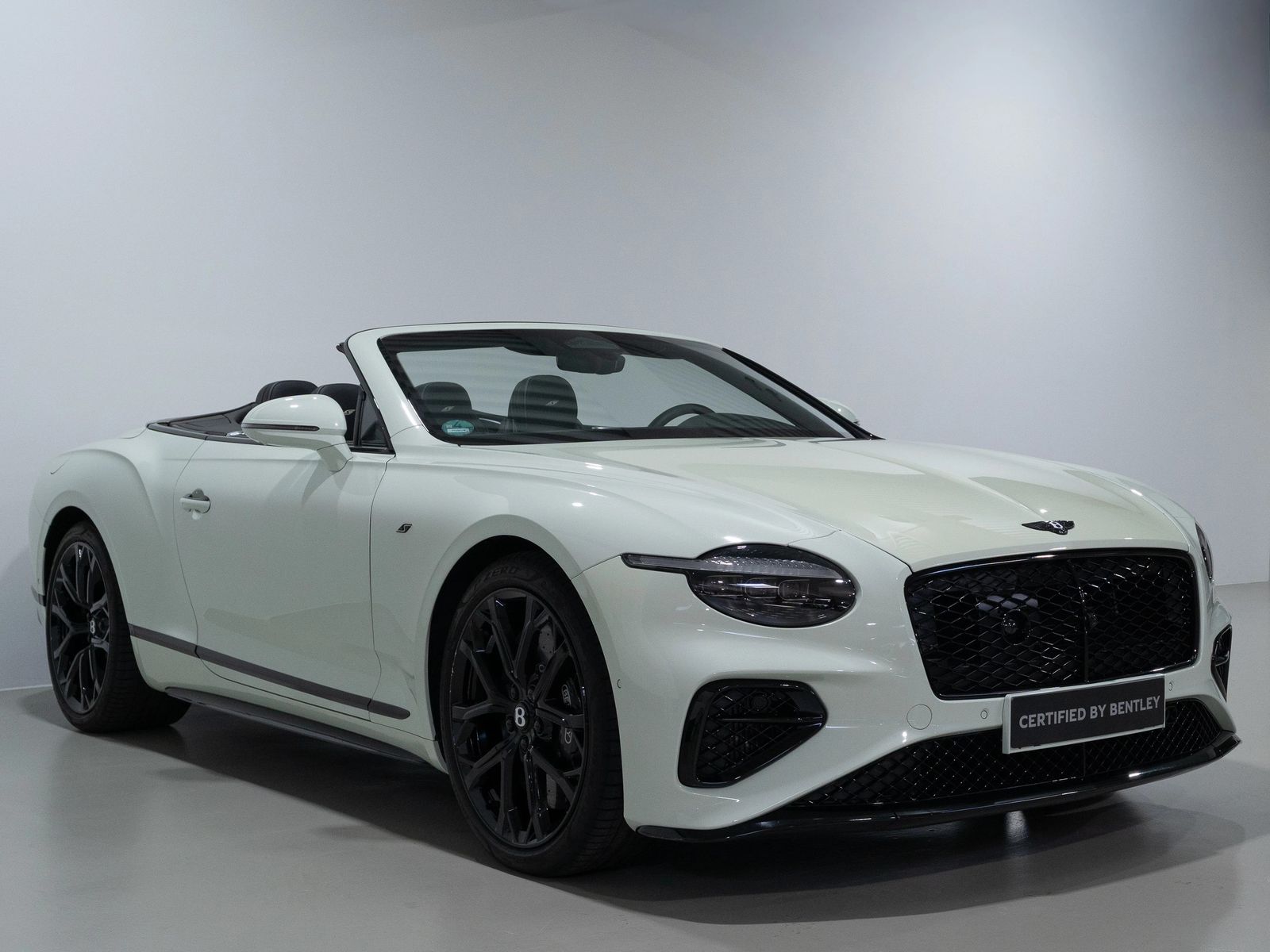 Bentley Continental GTC S *Sonderlackierung*Akrapovic*CC