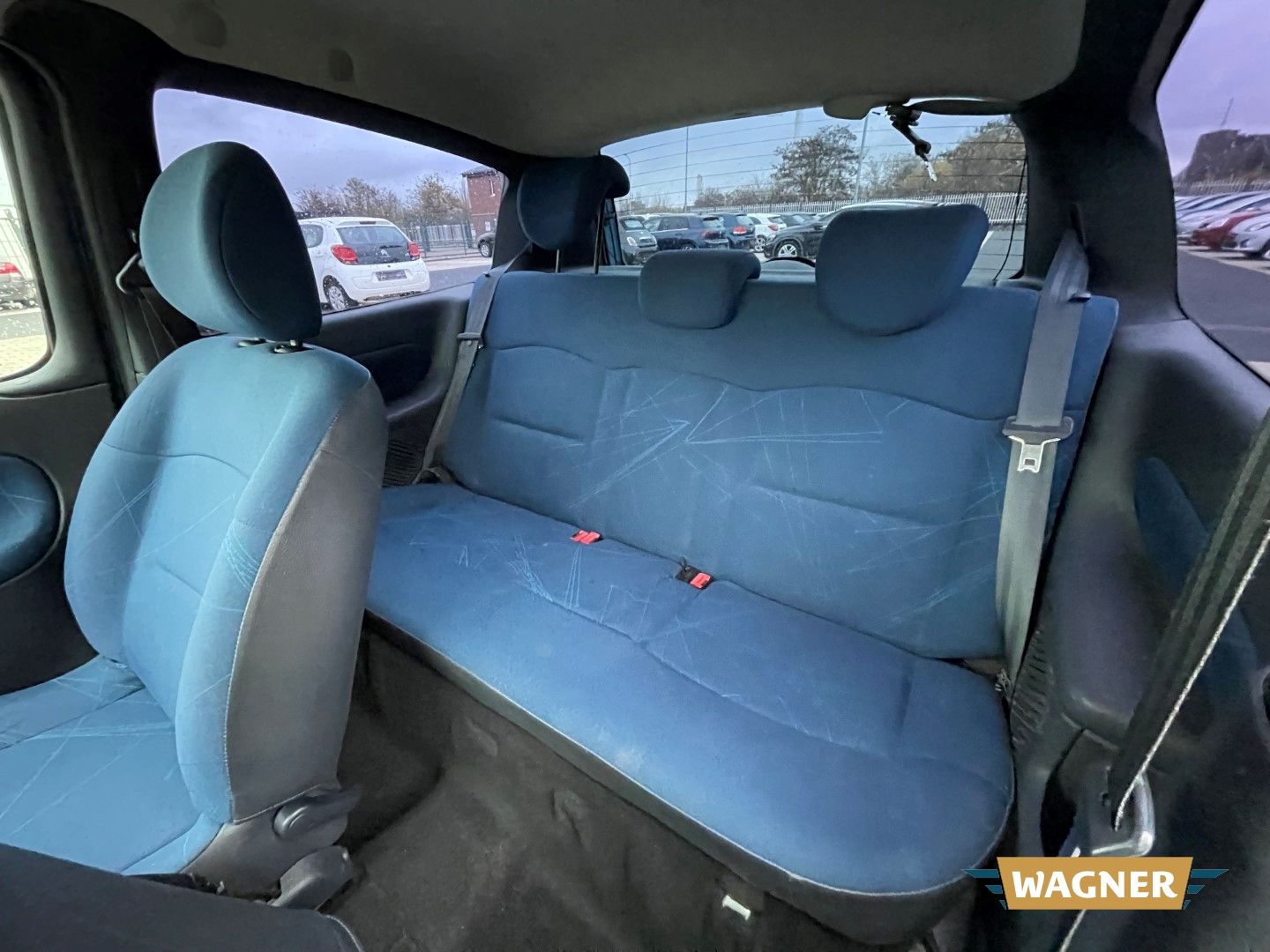 Fahrzeugabbildung Renault Clio II Authentique Klima TÜV 01/2026