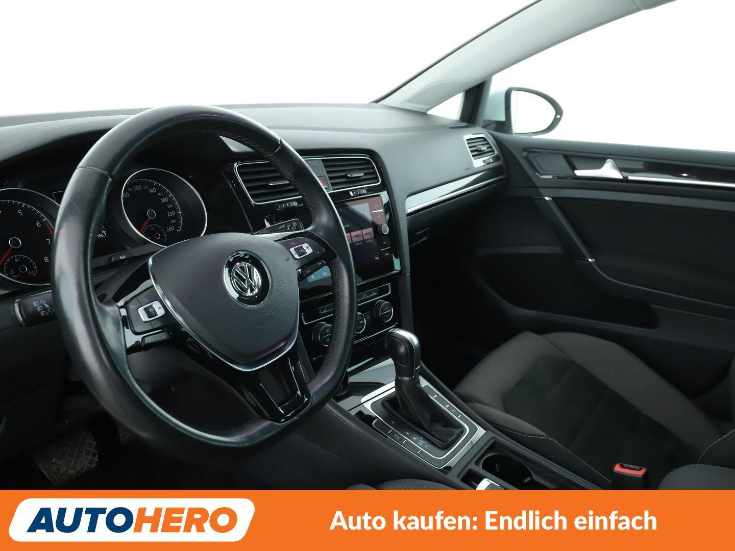 Volkswagen Golf VII 1.4 TSI Highline BlueMotion Tech Aut.*
