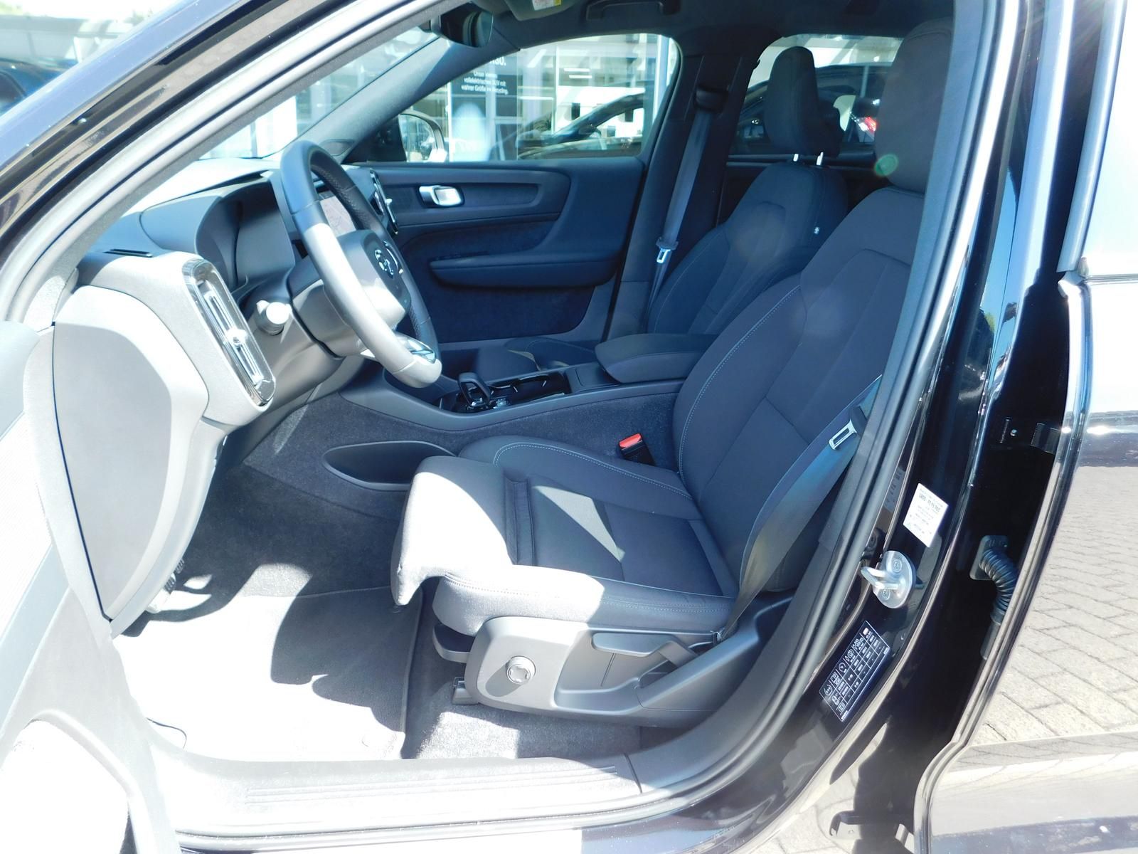 Fahrzeugabbildung Volvo XC40 Recharge single Motor Plus