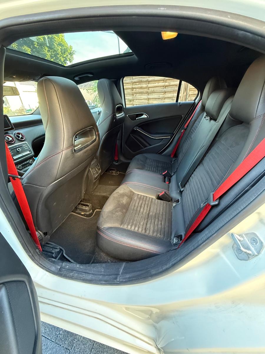 Mercedes-Benz A 250 Sport 4MATIC Motorsport Edit. DCT Spor...
