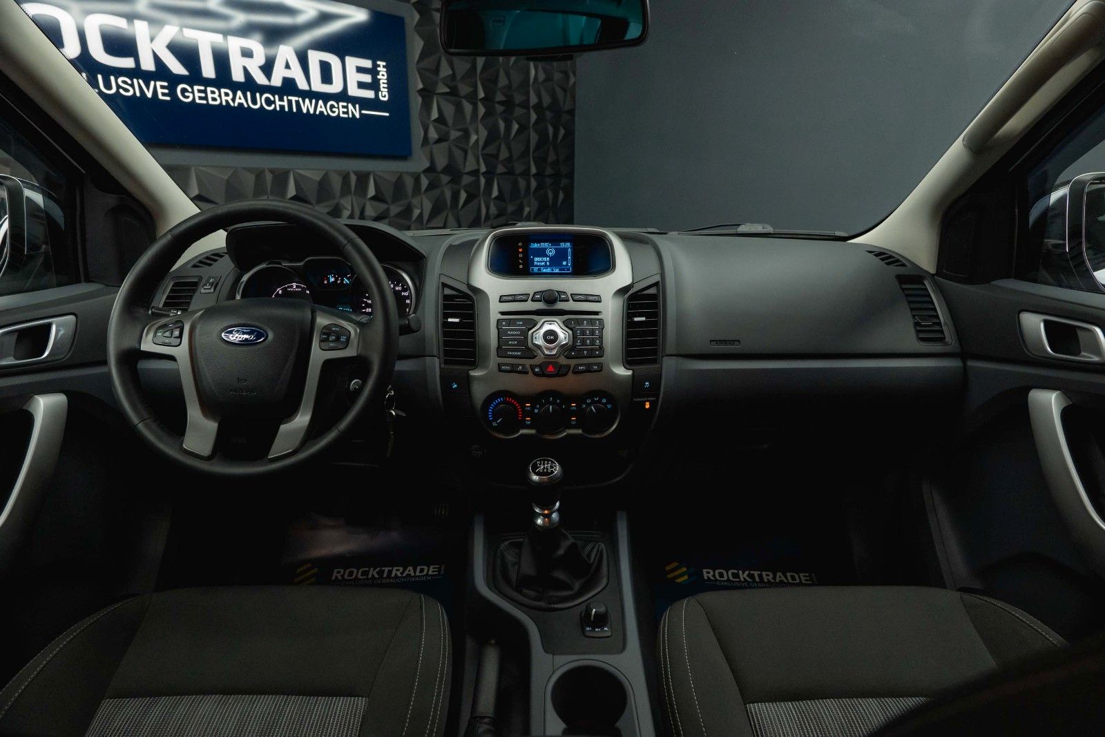 Fahrzeugabbildung Ford Ranger XLT DoKa 4x4 Offroad *Hardtop*Klima*LKW*