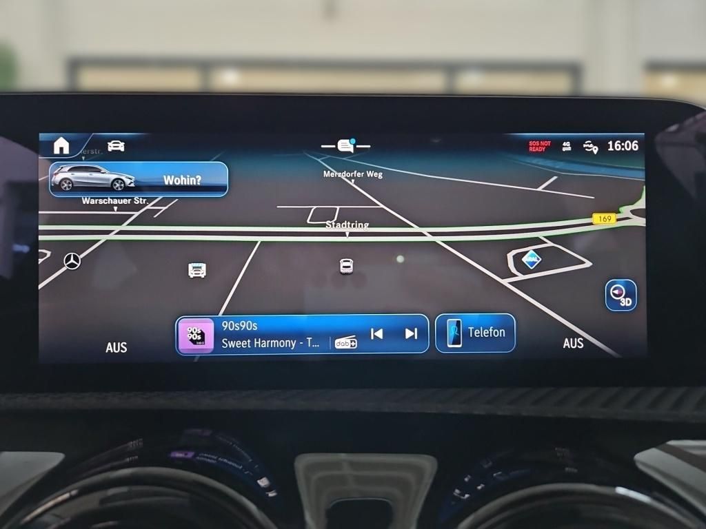 Fahrzeugabbildung Mercedes-Benz A 250 e Kompaktlimousine +ADVANCED+PT+TOTWINKEL+