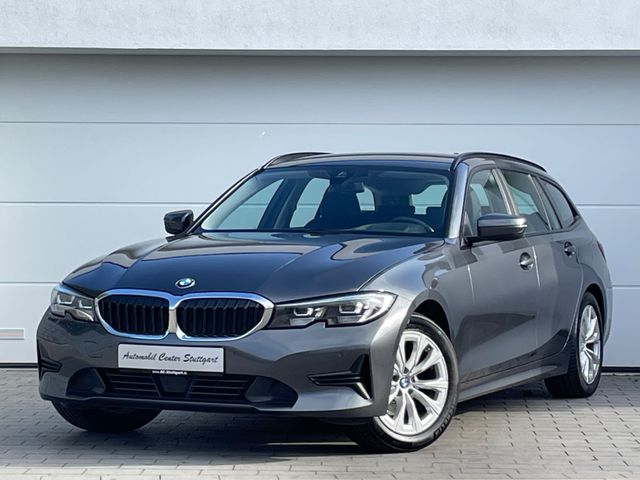 BMW 320d SPORTSITZE/TEIL-LEDER/KAMERA/ACC/AHK/HUD